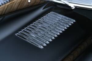 Image 24/50 de Jaguar Type E V12 (1974)