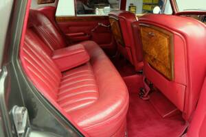 Image 30/48 of Bentley T 1 (1967)