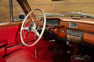 Image 10/19 de Mercedes-Benz 220 a (1955)