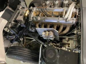 Bild 19/20 von Jaguar E-Type 4.2 (1965)