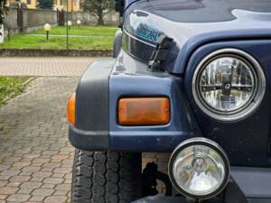 Afbeelding 35/45 van Jeep Wrangler Sport Hardtop 2.5 (1997)