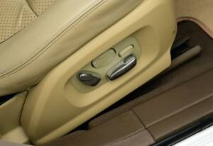 Image 47/50 of Jaguar XJ 8 4.2 (2008)