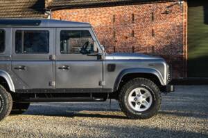 Immagine 31/50 di Land Rover Defender 110 (2008)
