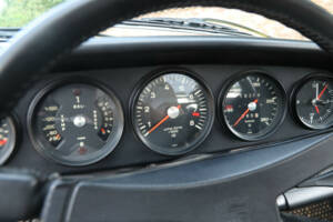 Image 32/50 of Porsche 911 2.2 S (1971)
