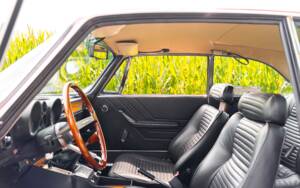 Image 41/53 of Alfa Romeo 2000 GT Veloce (1975)