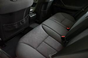 Bild 20/38 von Mercedes-Benz E 200 Kompressor (2001)