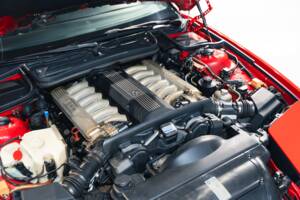 Image 19/33 of BMW 850i (1991)