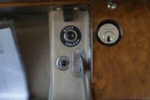 Bild 48/50 von Bentley T 1 (1973)
