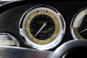 Bild 27/34 von Alfa Romeo 2000 Spider (1960)