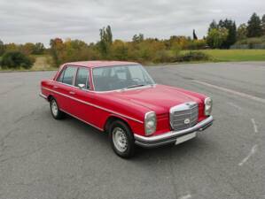 Image 2/11 de Mercedes-Benz 280 E (1972)