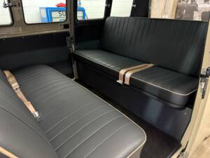 Image 12/26 of Volkswagen T1 Samba (1965)