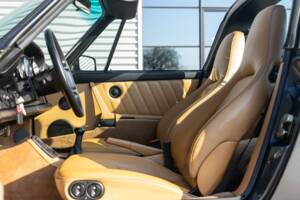 Bild 21/34 von Porsche 911 Carrera 4 (1991)