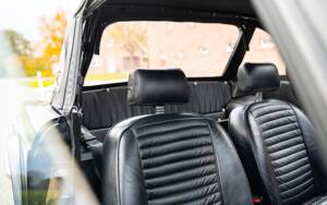 Immagine 25/36 di Triumph TR 6 (1974)