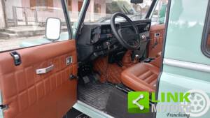Image 4/10 of Land Rover Defender 90 (1998)