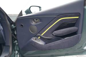 Bild 14/50 von Aston Martin V8 Vantage AMR (2020)
