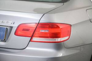 Afbeelding 30/50 van BMW 325i (2007)