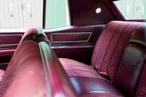 Bild 151/200 von Cadillac Coupe DeVille (1968)