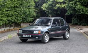 Afbeelding 1/33 van Peugeot 205 GTi 1.9 (1987)