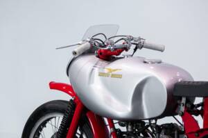 Bild 36/50 von Moto Guzzi DUMMY (1948)