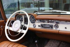 Imagen 37/50 de Mercedes-Benz 230 SL (1965)