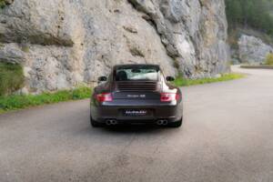 Image 11/13 of Porsche 911 Targa 4S (2008)