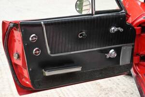 Image 40/50 de Chevrolet Corvette Sting Ray Convertible (1963)