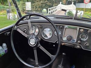 Image 8/22 de MG MGA 1600 (1962)