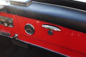 Bild 12/38 von Mercedes-Benz 190 SL (1961)