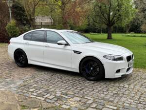 Bild 8/30 von BMW M5 (2014)