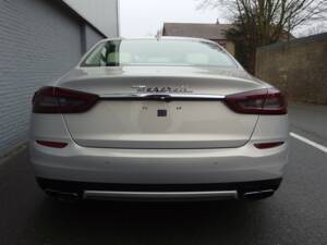 Image 8/90 of Maserati Quattroporte GTS (2013)