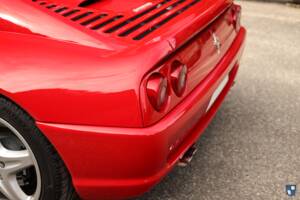 Image 72/93 of Ferrari F 355 Berlinetta (1997)