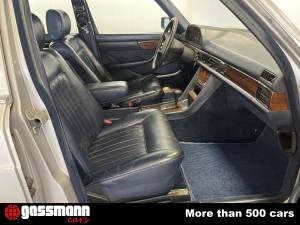 Image 12/15 de Mercedes-Benz 380 SEL (1982)