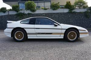 Afbeelding 12/70 van Pontiac Fiero GT (1988)
