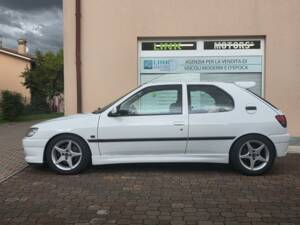 Immagine 9/30 di Peugeot 306 2.0i GTi6 (1997)