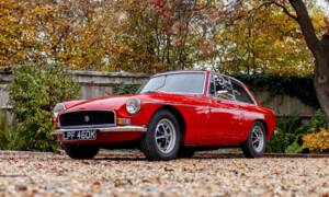 Image 1/39 of MG MGB GT (1972)
