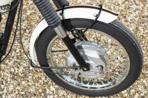 Image 22/45 of Triumph Bonneville T120TT (1967)