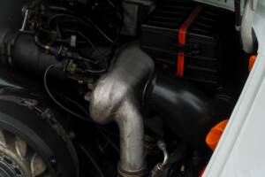 Bild 14/48 von Porsche 911 Carrera 2 (1990)