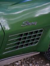 Image 13/50 of Chevrolet Corvette Stingray (1972)