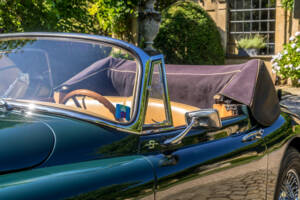 Image 17/37 de Jaguar XK 150 3.8 SE DHC (1959)