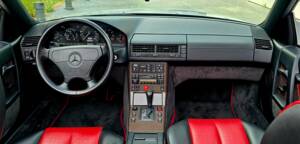 Bild 12/61 von Mercedes-Benz SL 320 &quot;Mille Miglia&quot; (1995)
