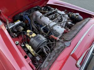 Image 21/36 of Mercedes-Benz 250 SL (1968)
