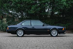 Bild 5/50 von BMW 635 CSi (1989)