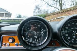 Image 47/50 de Alfa Romeo Giulia GT 1300 Junior (1972)