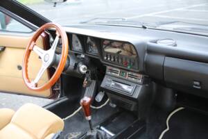 Immagine 29/30 di Alfa Romeo GTV 6 2.5 (1985)