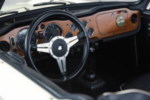 Bild 20/44 von Triumph TR 250 (1968)