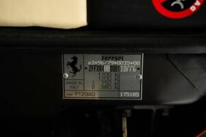 Image 16/28 of Ferrari F 355 Spider (1998)