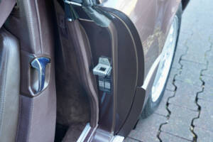 Immagine 26/50 di Mercedes-Benz 300 SL (1993)