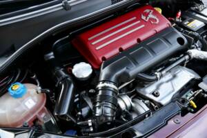 Immagine 46/50 di Abarth 695 &quot;Edizione Maserati&quot; (2013)