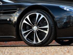Bild 23/74 von Aston Martin V12 Vantage (2012)