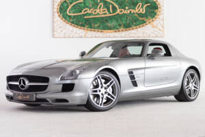 Imagen 3/56 de Mercedes-Benz SLS AMG (2011)